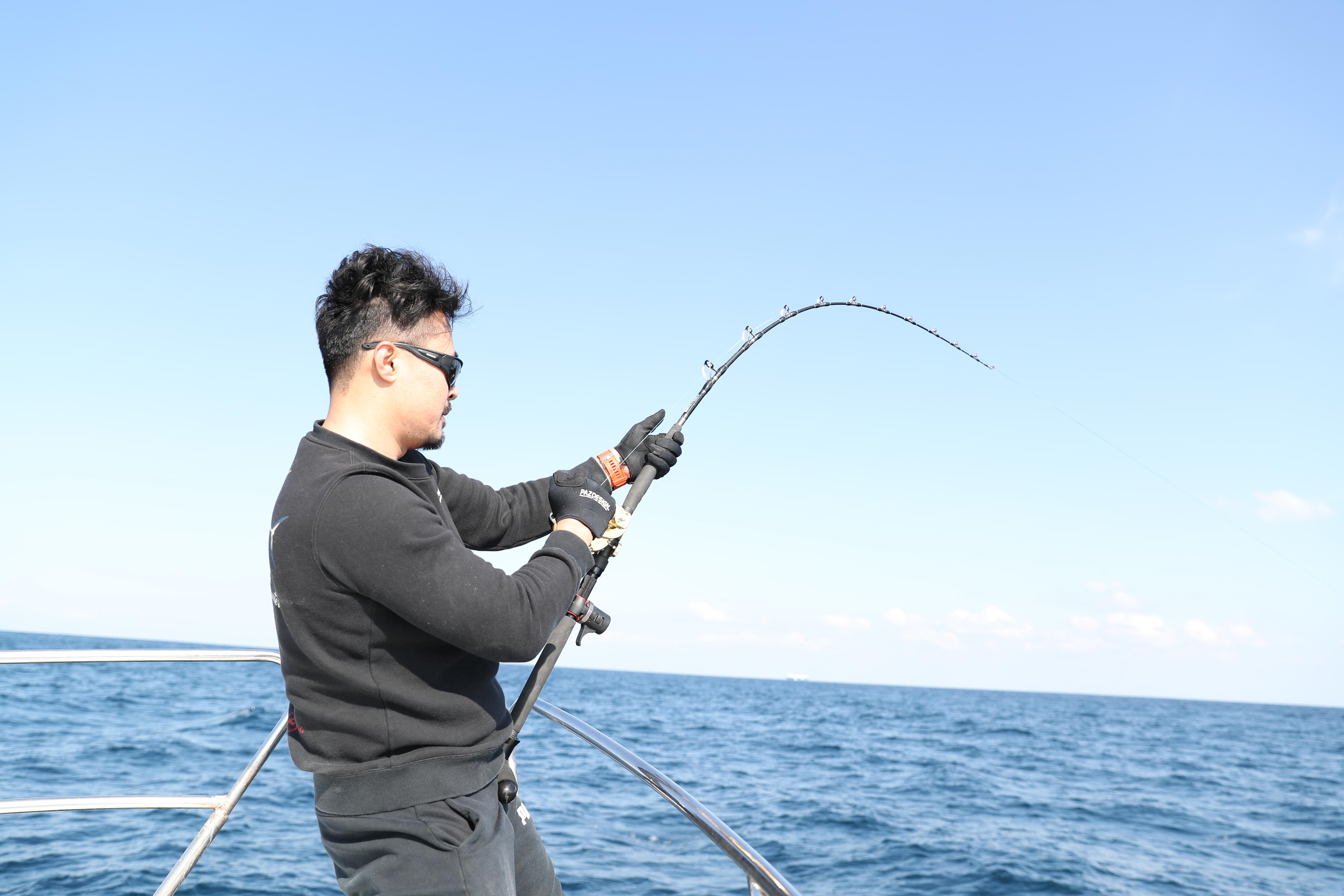 日本海域竟有此等巨物，钓鱼人还等什么？快点集结来消灭它们