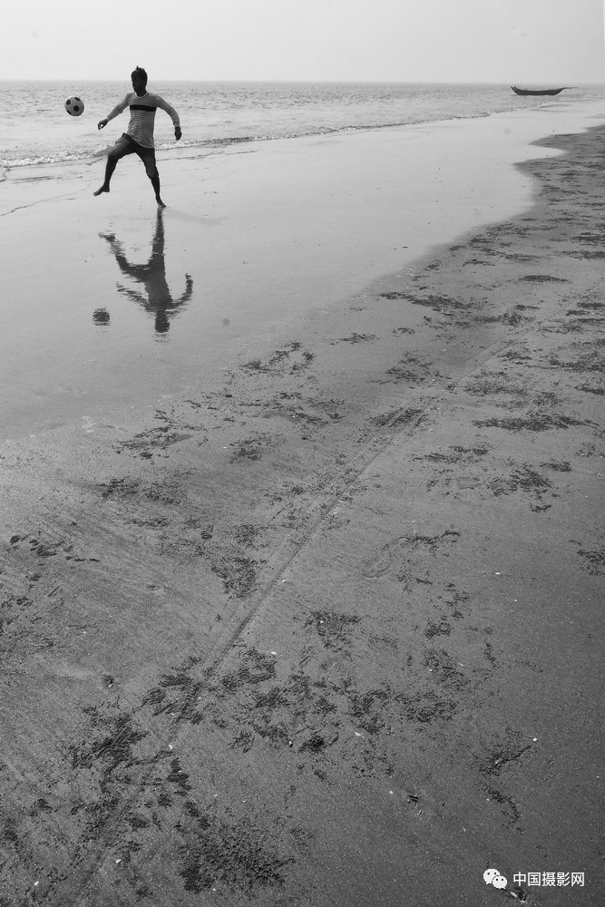 印度摄影家SashiBDa作品赏析——《足球精神》