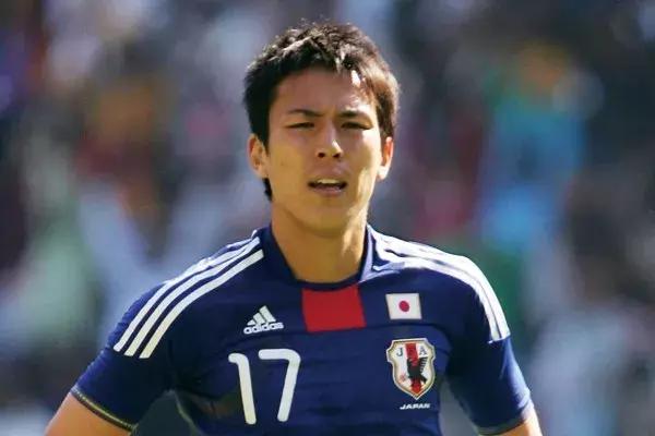 男足太太团十大美人,日本国足世界杯太太团