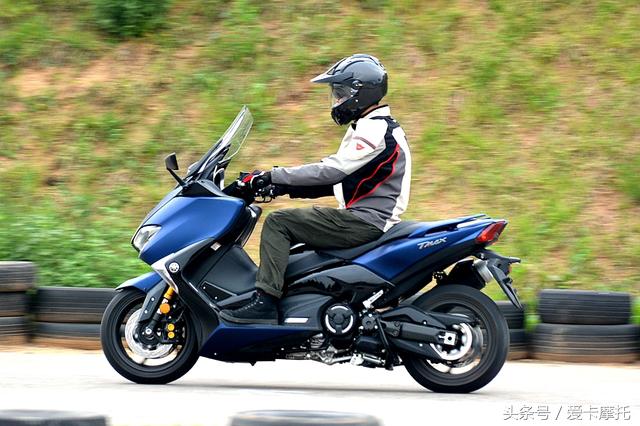 顶级跑羊的不二之选试驾YAMAHATMAXDX