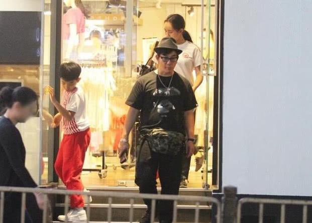 任贤齐发胖照片,任贤齐大肚腩近况