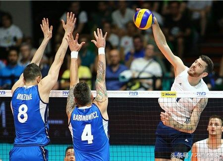 中国男排0-3美国男排回放,关键三分定胜局