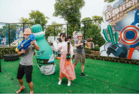 下雨又怎样？照样人气爆棚！小茗同学奇趣狂欢节燃爆南昌！