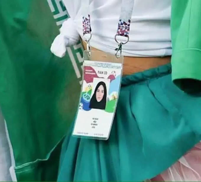 伊朗世界杯伊朗女球迷,世界杯伊朗看台女性