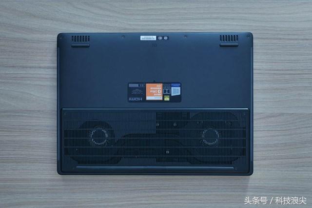 4分区氛围灯,4区背光键盘