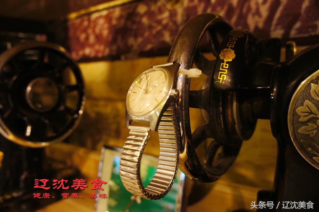 音乐配美食如歌如戏，酒吧加上串串香是一种什么样的体验