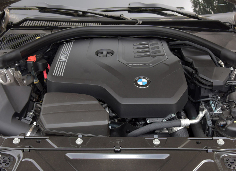 舒适性不输奔驰c级的车,舒适性可以媲美奔驰