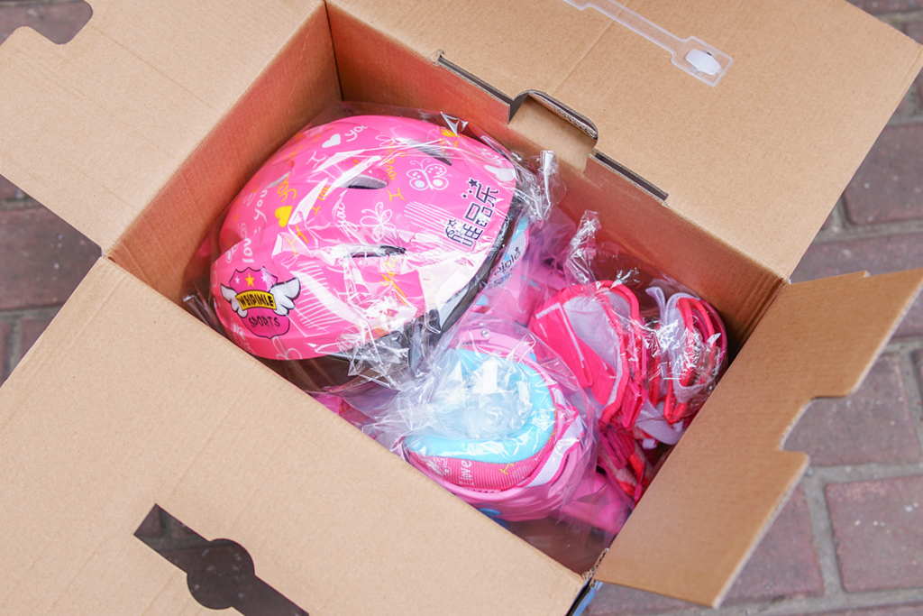 带辅助轮的溜冰鞋,儿童乐秀轮滑鞋新款