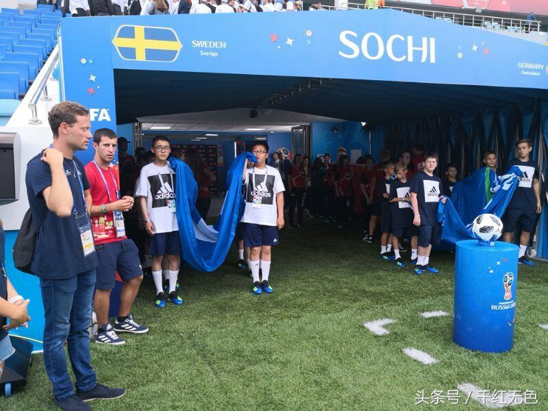 世界杯开幕式中国少年护旗手,兰州世界杯护旗手