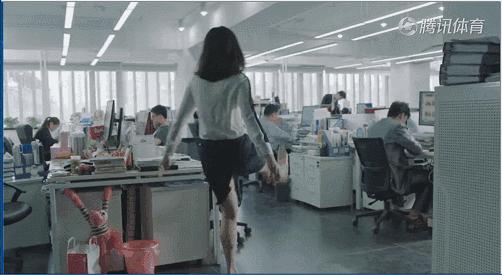 别做梦了！办公室里没有恋情，只有爱踢皮球的杠精！