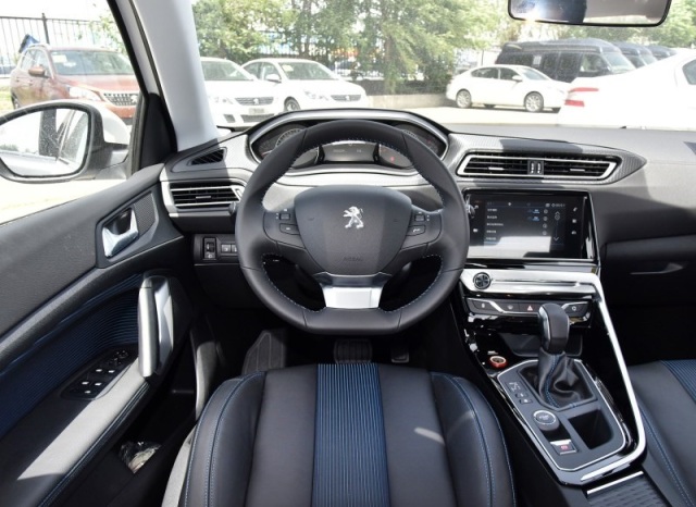 “LV”大师设计，搭四连冠发动机，购置税全免，你不能错过！