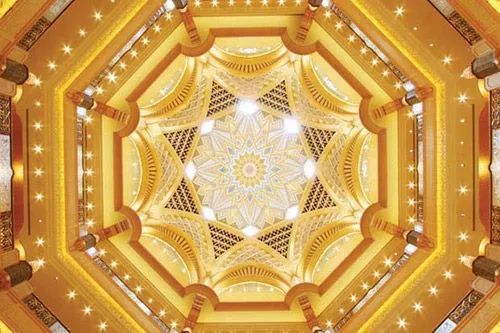 迪拜的壕无人性,迪拜的穷你知道吗