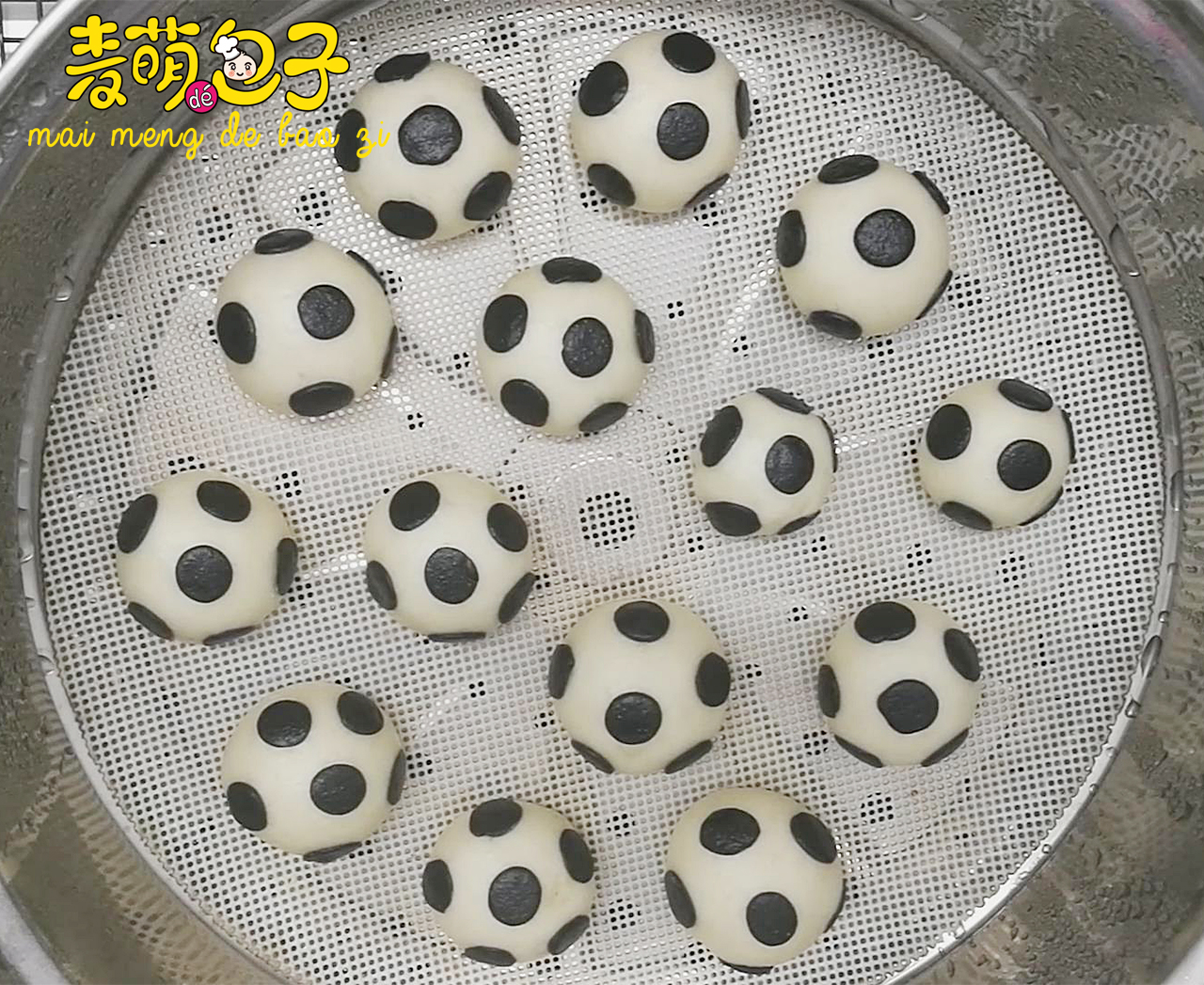 迷你足球奶香小馒头，看世界杯宵夜良品，关爱老公哦