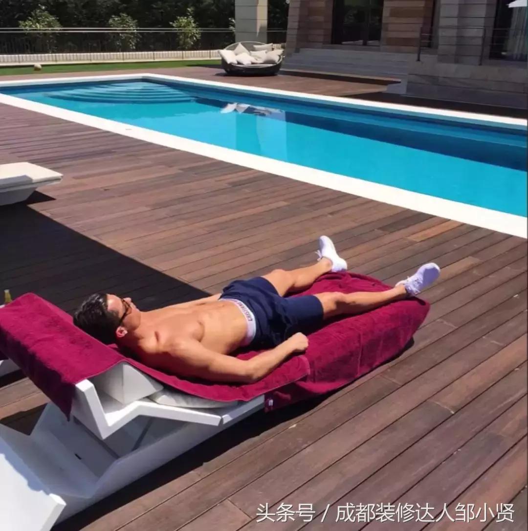 梅西和c罗的房子长啥样,梅西c罗内马尔小贝