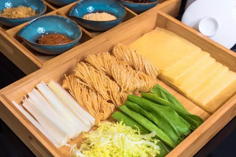 新天地开业的美食广场,新天地时尚购物中心美食