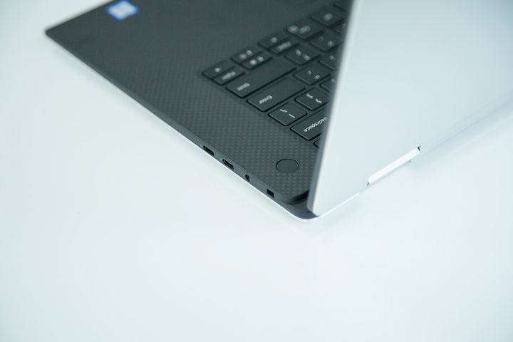 戴尔xps15i7八代,科技感爆棚戴尔xps15笔记本评测