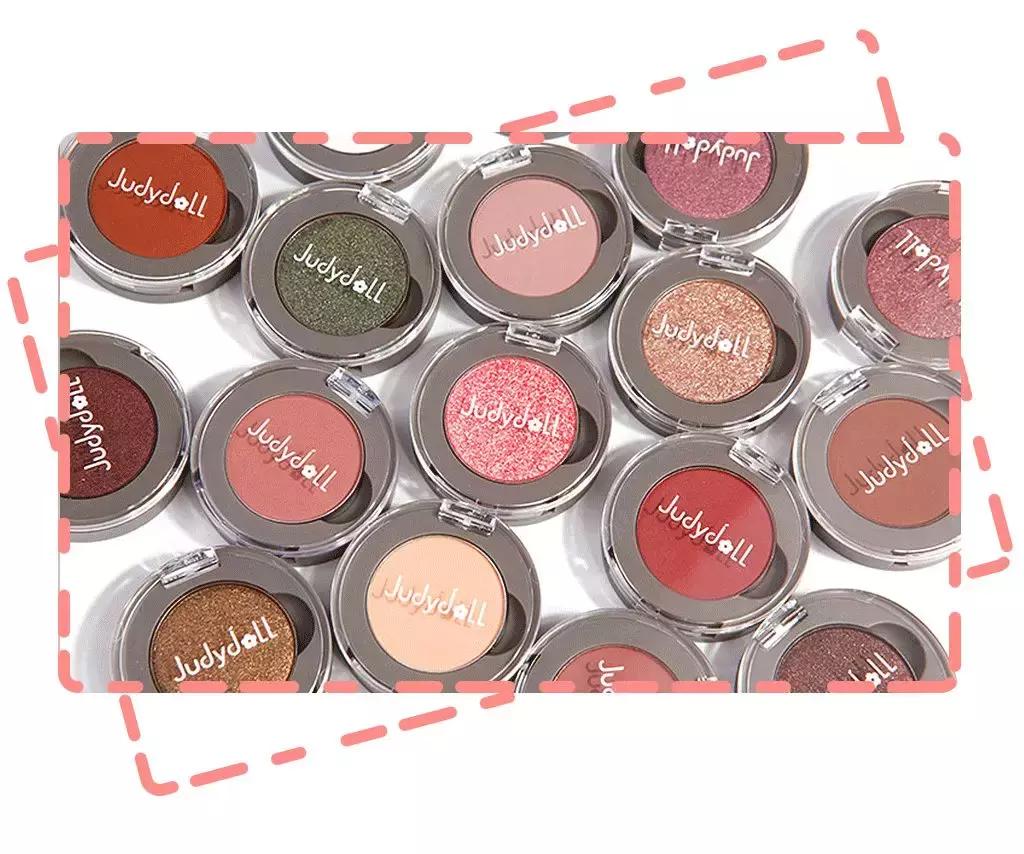 只花7000硬装,100块钱搞定全套彩妆