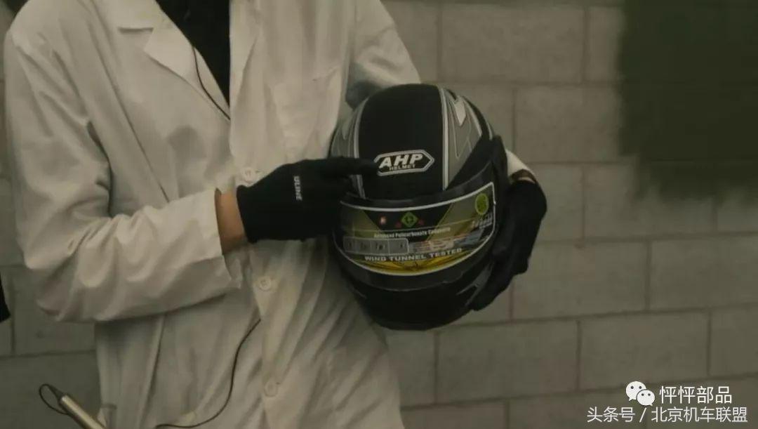 大多数摩友选择什么头盔,一般摩友都选择什么头盔