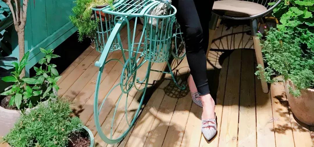 今夏一定要pick的四款鞋,今夏最值得入手的鞋子