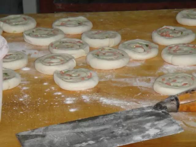 现在最火的网红小吃是什么,目前最火的网红小吃推荐