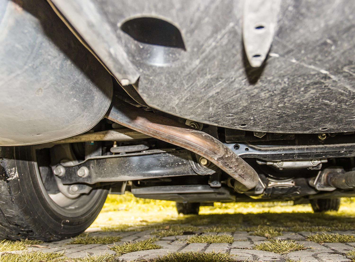 雷克萨斯is2022款300fsport版,2022雷克萨斯is300fsport版