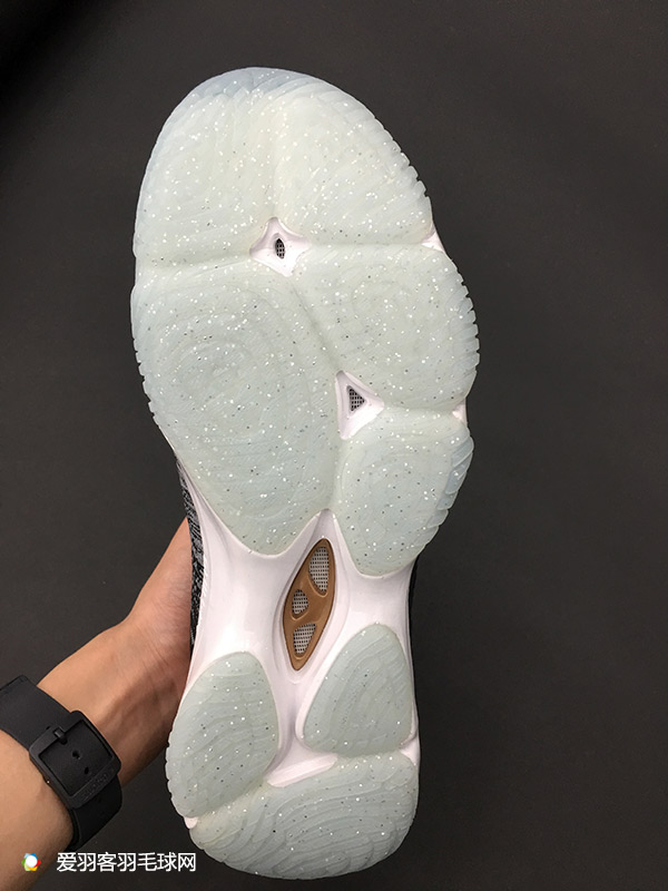 李宁rangertd变色龙6测评,李宁变色龙ranger4.0TD