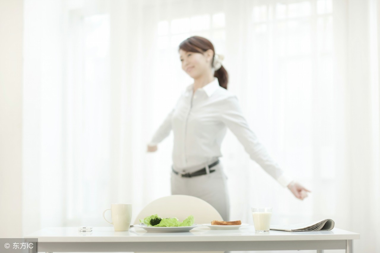 怎样才能快速做到早起,如何做到无痛早睡