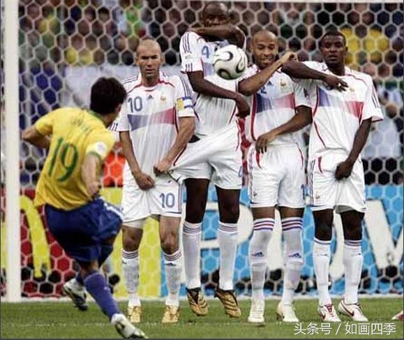 皇马传奇人墙,足球奇闻趣事笑死人