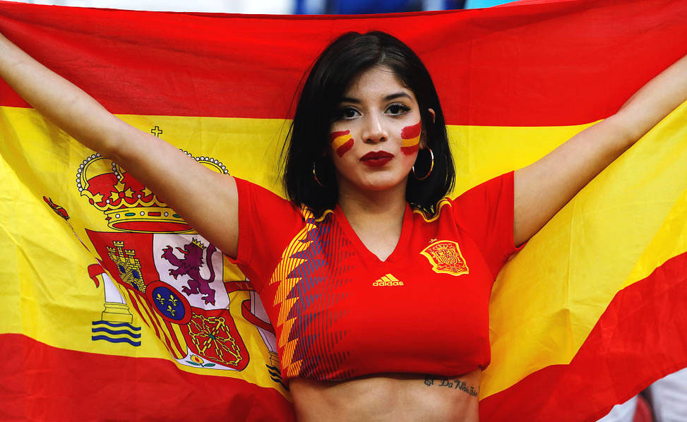 世界杯看台上的女球迷,世界杯看台女性