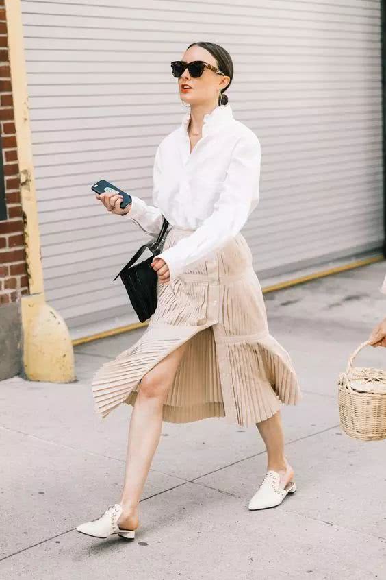 超模杜鹃的特征,超模杜鹃最新穿搭