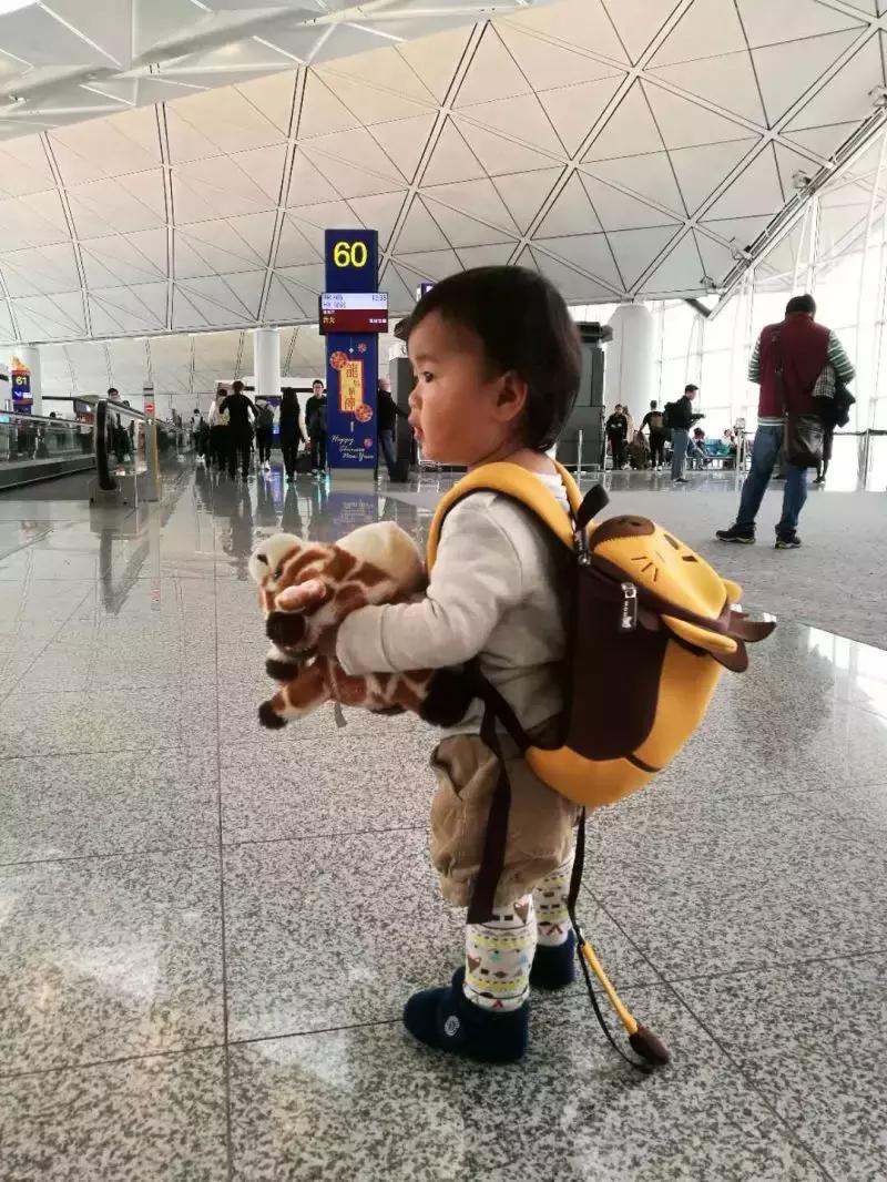 出门走到哪里都想带着孩子,没条件也要带孩子出去玩吗