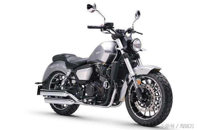 适合跑长途的小排量摩托车推荐,新手开得很舒服的摩托车推荐