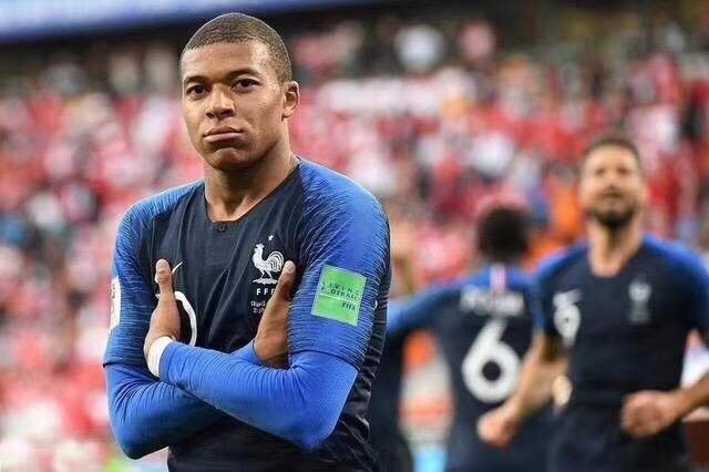 卡瓦尼和内马尔谁与姆巴佩协调,内马尔姆巴佩卡瓦尼三叉戟