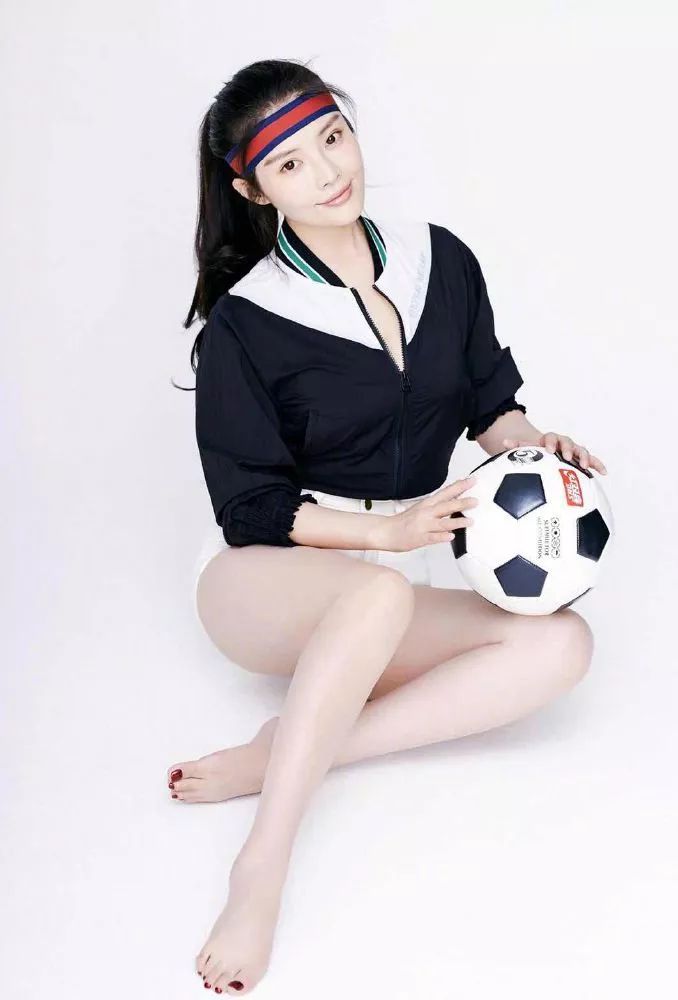江津足球徐冬冬,徐冬冬足球照