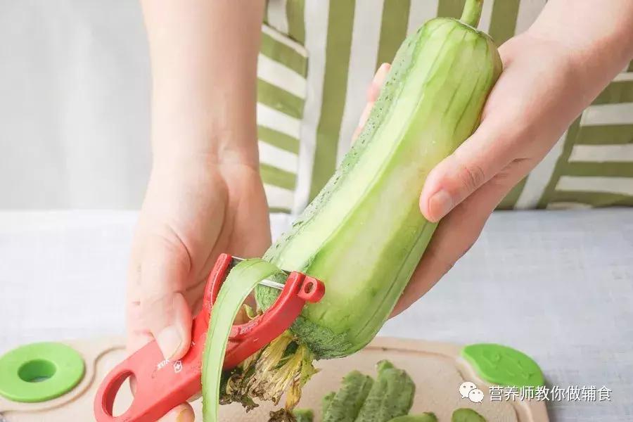 宝妈喝什么汤可以增强宝宝免疫力,增强抵抗力的宝宝爱喝冬季果汁