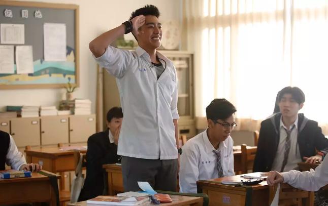 柯震东彩妆品牌,柯震东化妆品牌