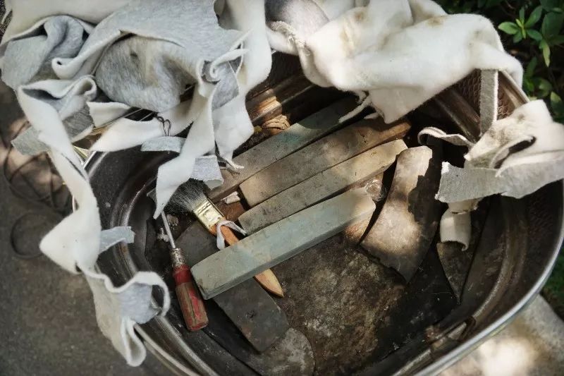 菜刀怎么磨什么角度才锋利耐用,不管菜刀有多钝大厨教你一招