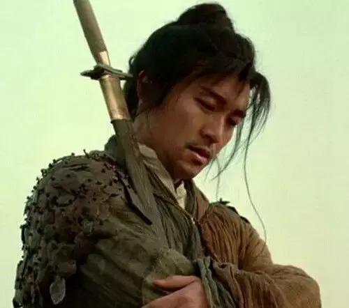 周星驰百年孤独,周星驰憔悴