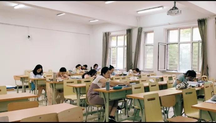 在沈阳药科大学，考试周是一种怎样的体验？