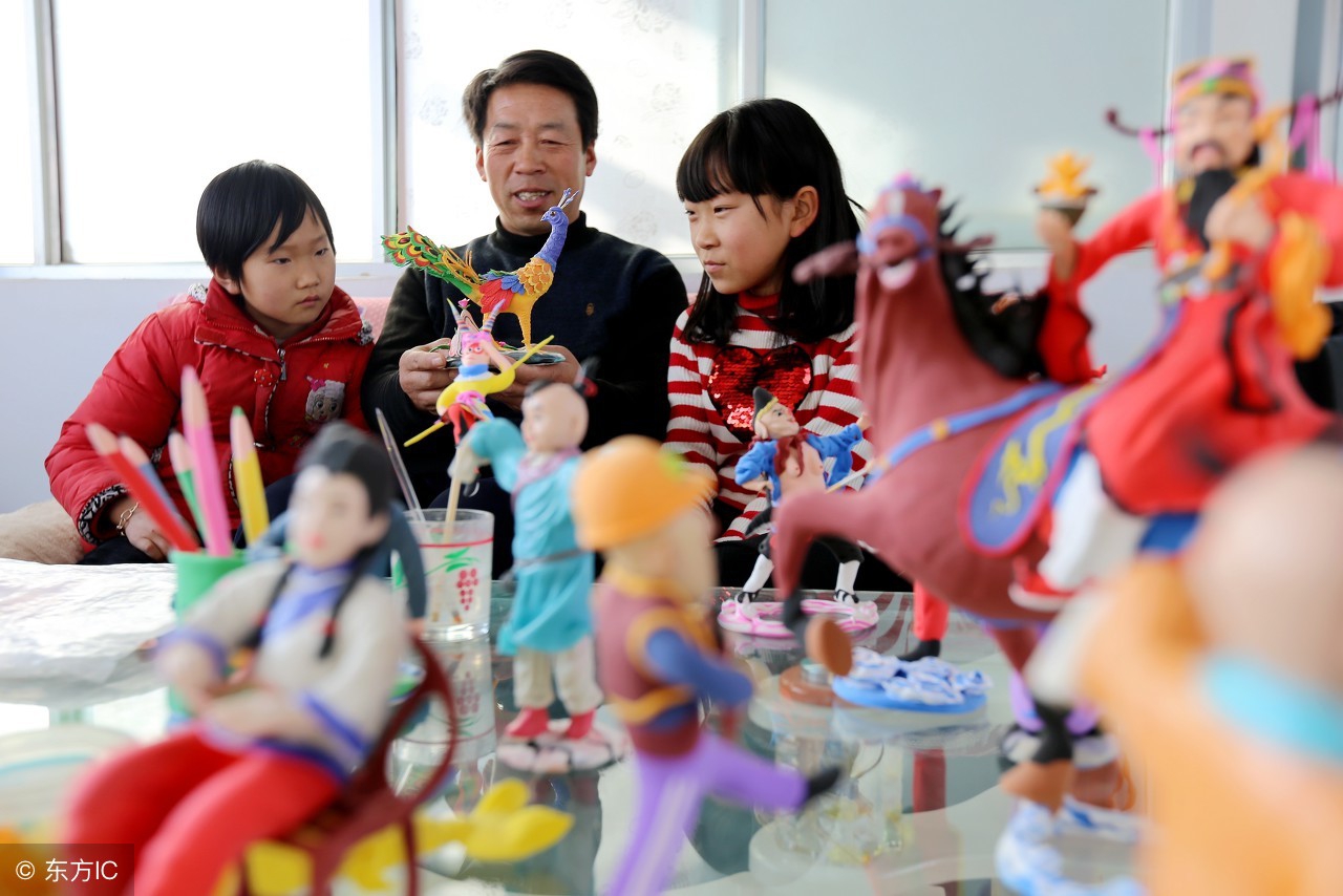 孩子磕伤地方皮肤红,夏天孩子磕伤结痂怎么处理