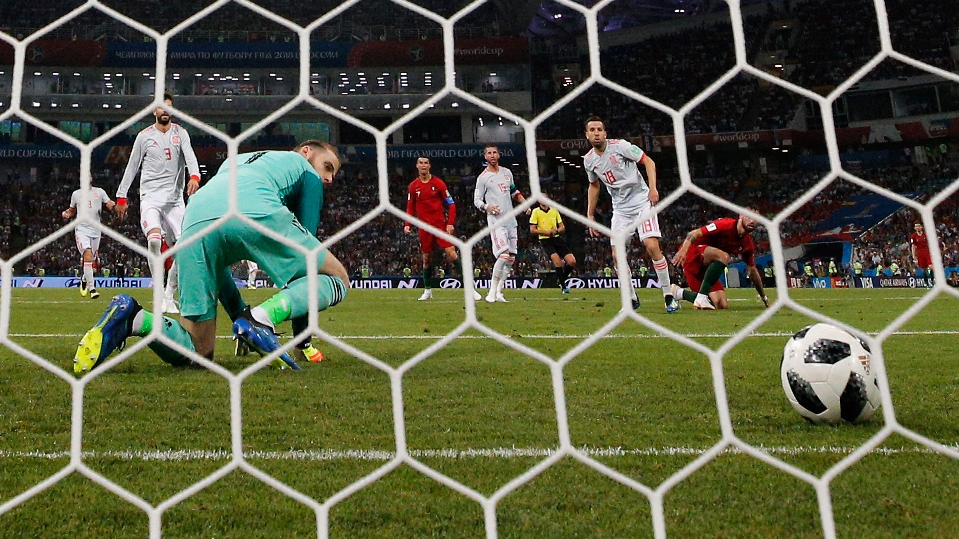 西班牙球员致歉,西班牙人球队道歉