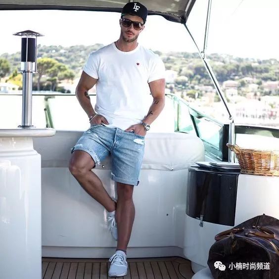 男士夏季牛仔裤穿搭技巧,牛仔裤穿搭男士夏季高级感