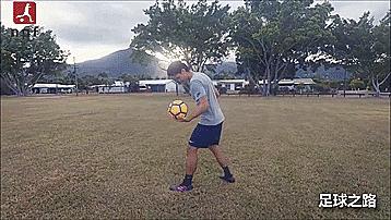 三步学会平地转圈圈,三步教你学会颠球