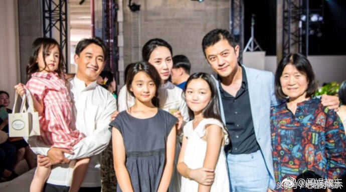 多多李嫣走秀视频完整版,多多李嫣同台走秀