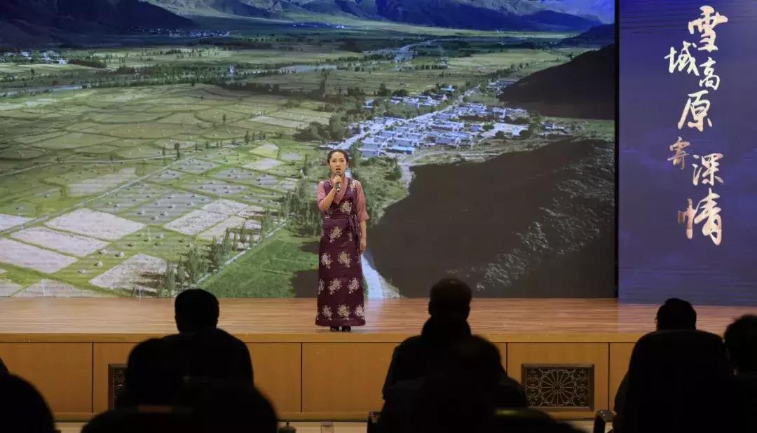 “周会明，这个名字给我们力量！”