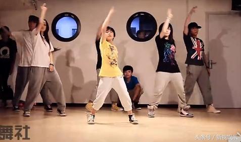 易烊千玺是tfboys里最红的吗,易烊千玺是tfboys里发展最好的吗