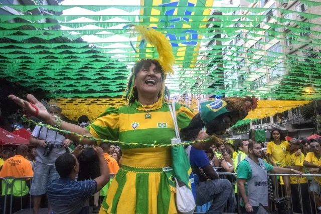 巴西世界杯光辉岁月,万人瞩目的世界杯