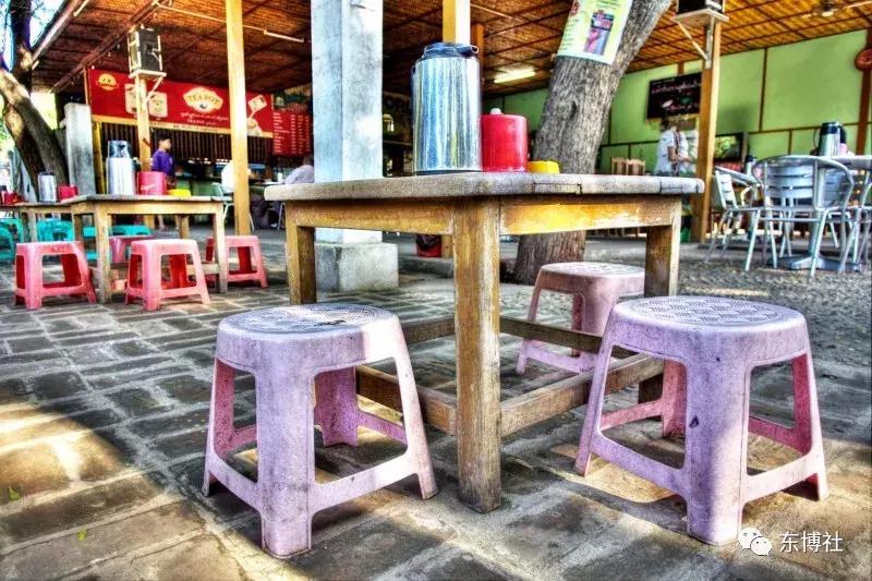 在缅甸，茶的世界是男人的世界