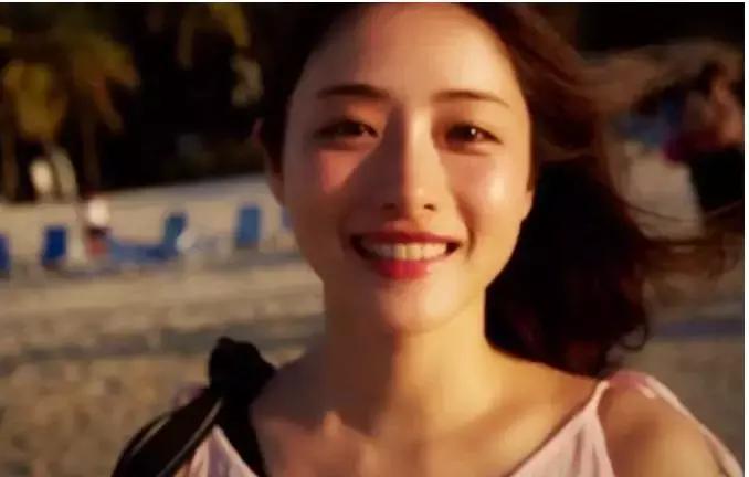 石原里美的笑容你能扛下几秒,石原里美的笑容为什么那么动人