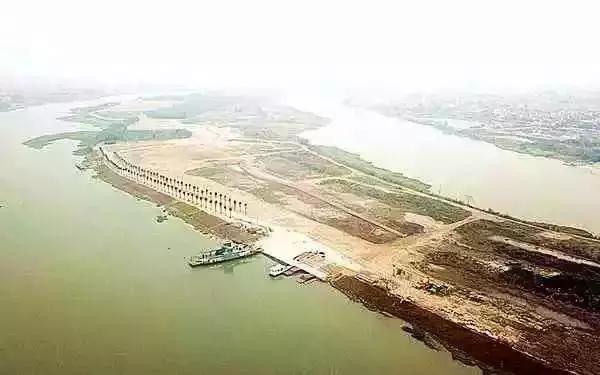 吴川震撼的视频,吴川超燃视频